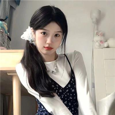 萝莎琳 海报